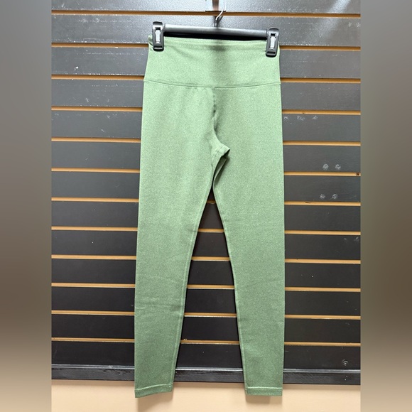 NWOT Lands' End Women's Green Leggings - Picture 1 of 3